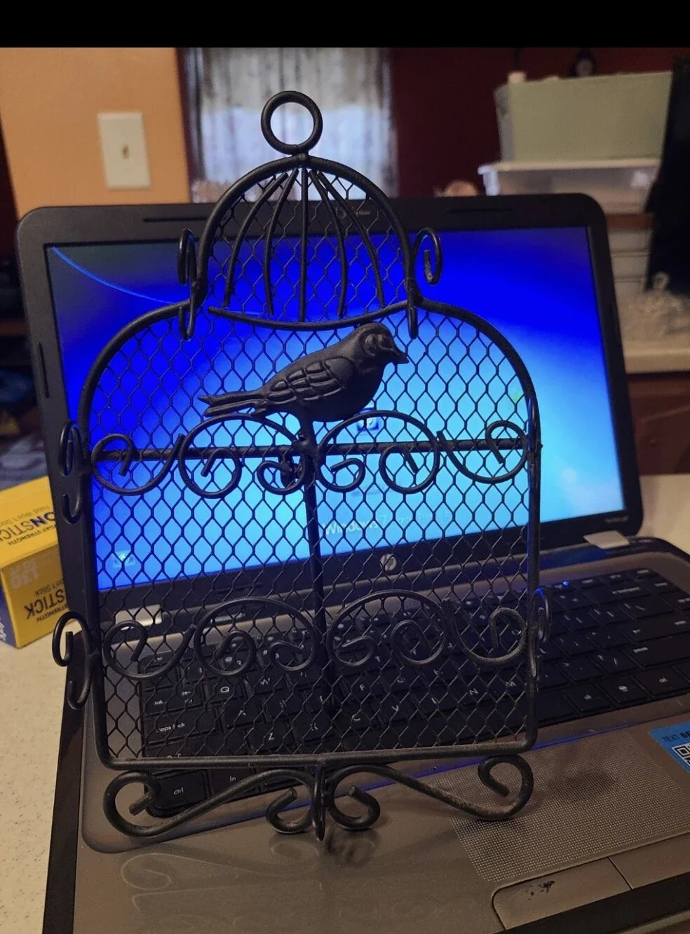 Black Decorative Elegant Metal Bird Décor JewleryHoldelr.